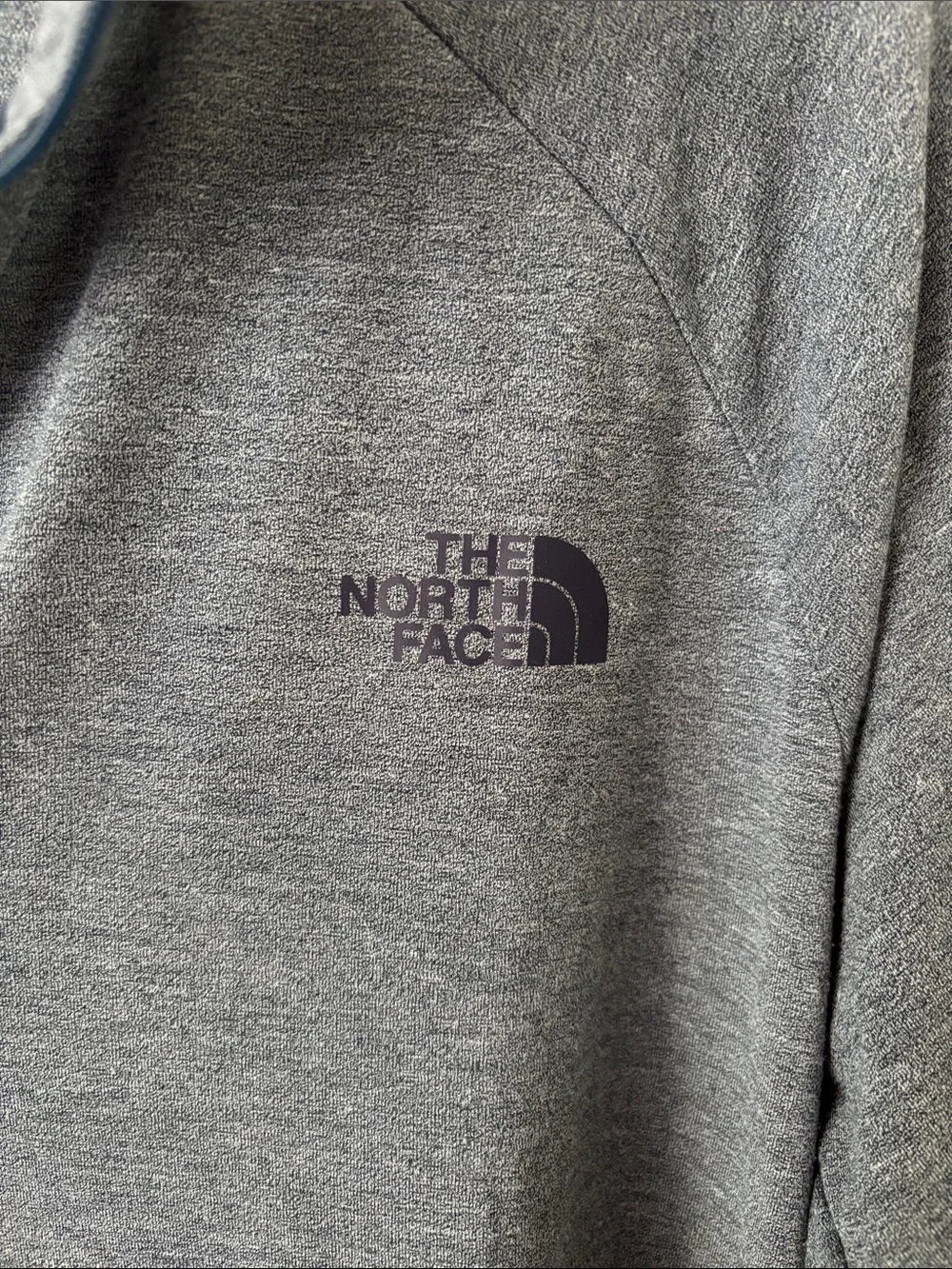 The North Face Men's Wander 1/4 Zip Performance Pullover in blue heather Large